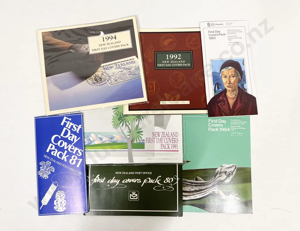 The NZ Stamp Collection 1990 and FDC Packs Image 1++