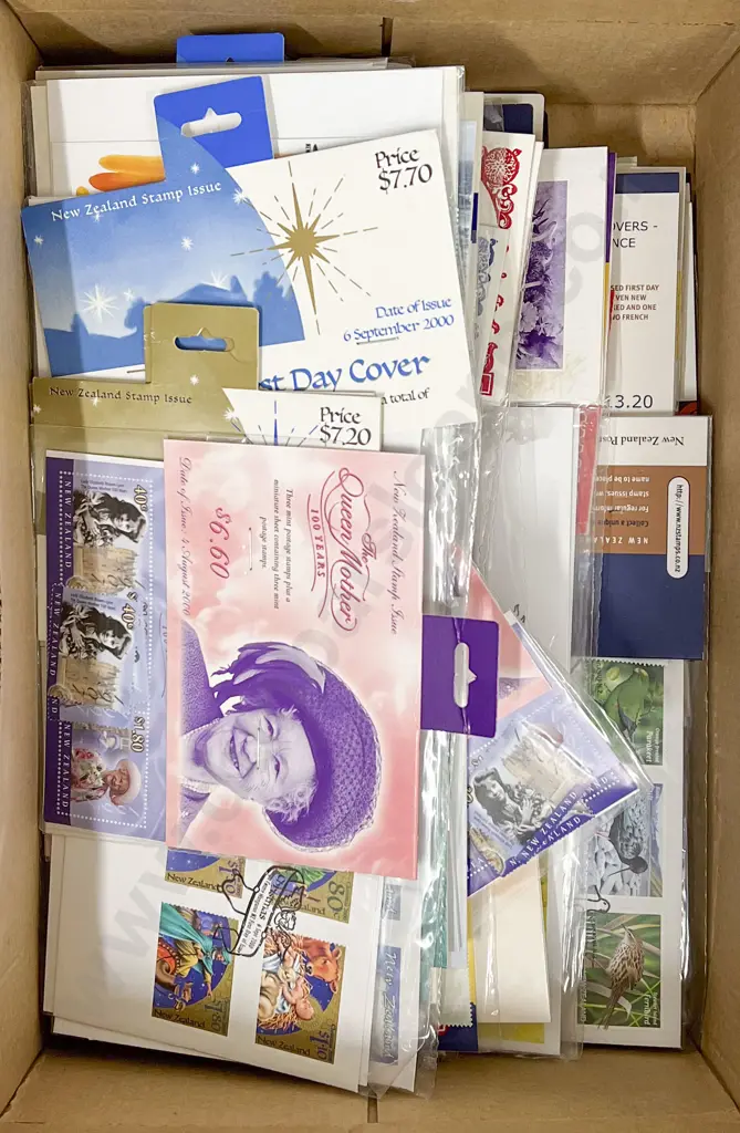 NZ C2000-2002 FDC Unaddressed Packs Miniature Stamp Packs and Loose Stamps Image 1++