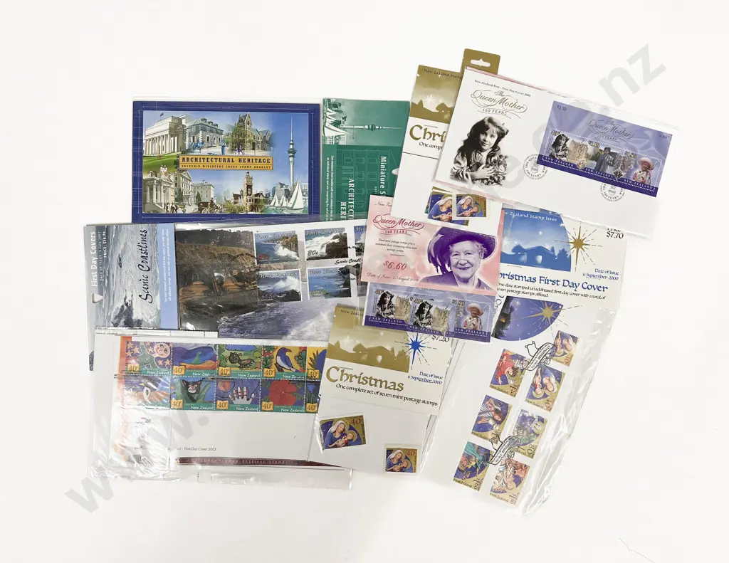 NZ C2000-2002 FDC Unaddressed Packs Miniature Stamp Packs and Loose Stamps Image 1++