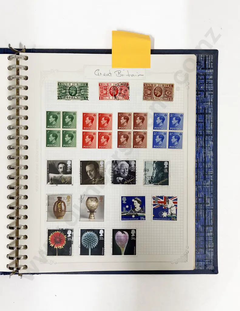 Vintage World Album and Stock Book Album with NZ Image 1++