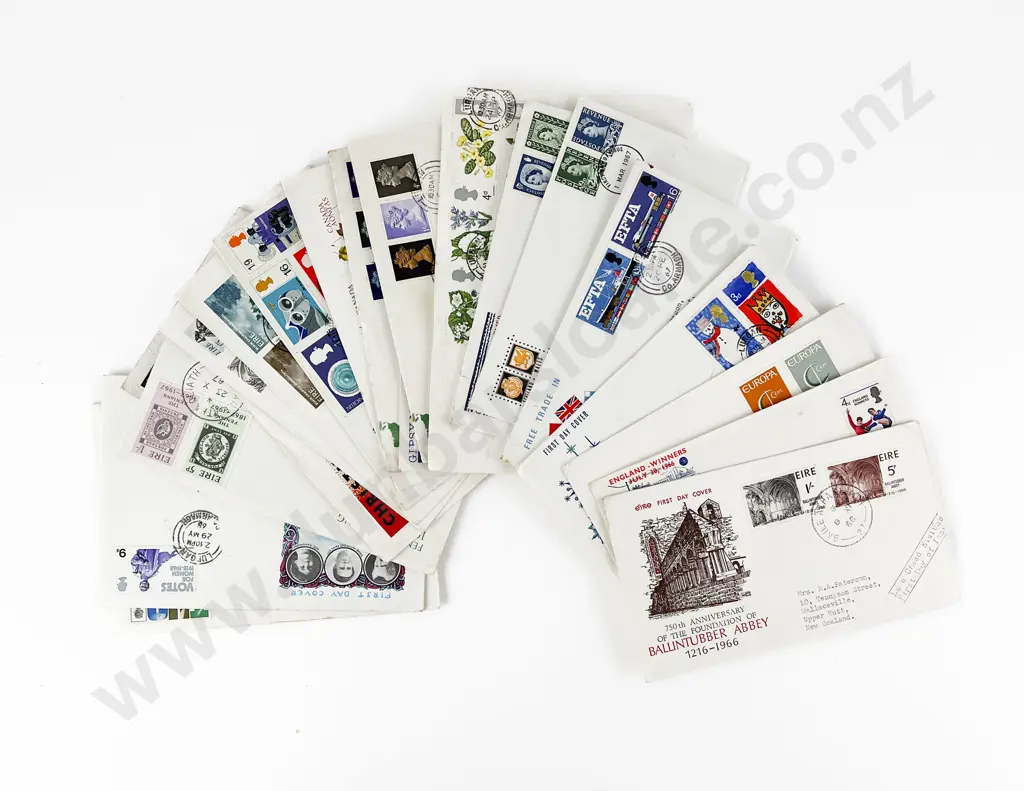 Qty MIxed NZ and UK Vintage FDC's Image 1++
