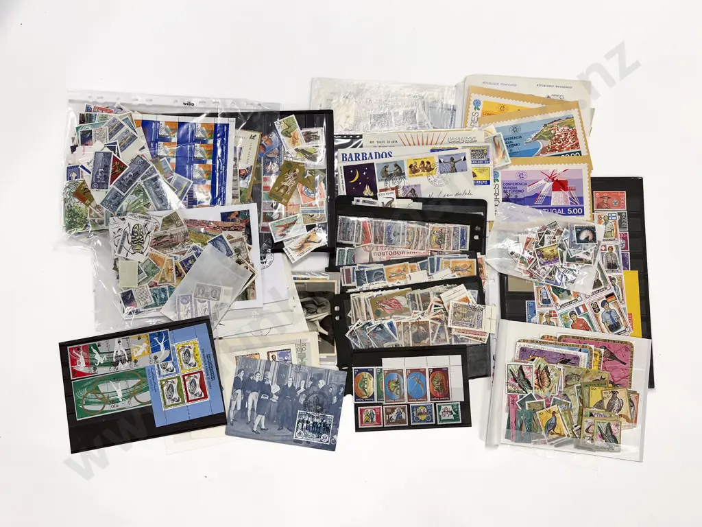 Qty World Scouts and Guides Assorted Pictorial Stamps Image 1++