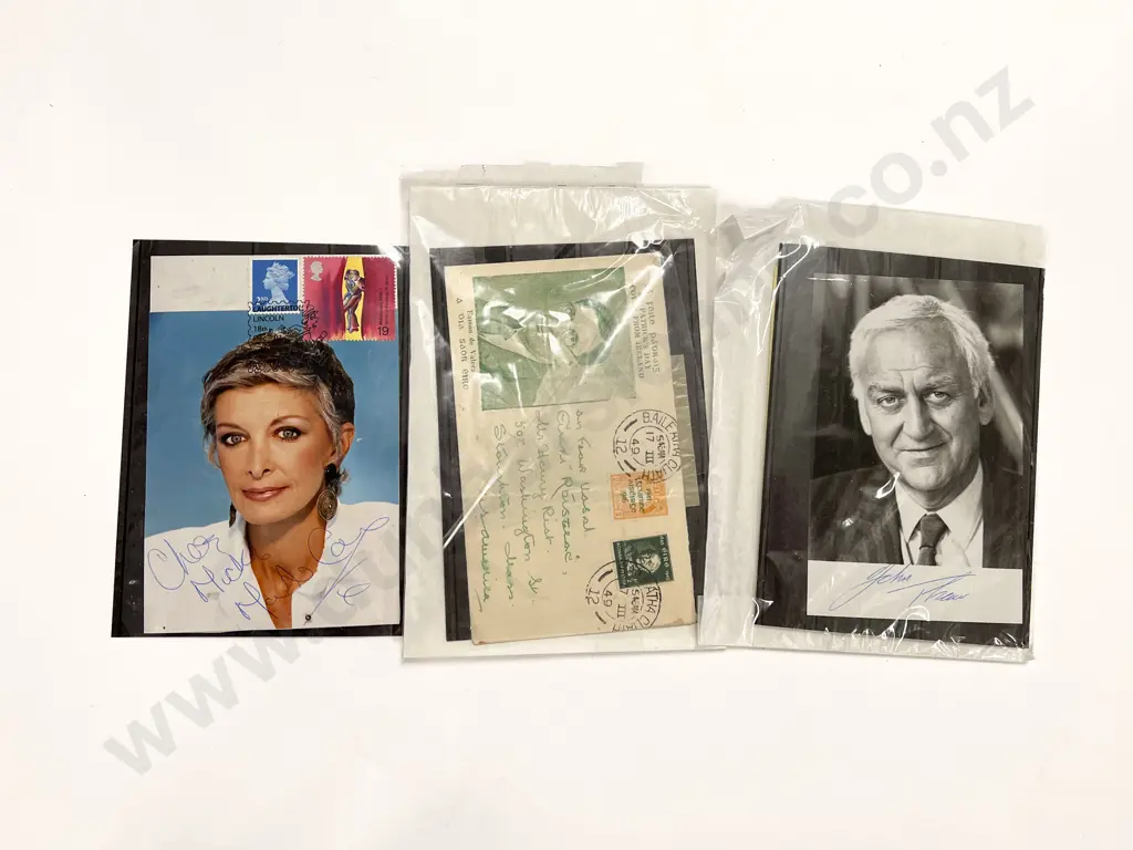 Qty World Scouts and Guides Assorted Pictorial Stamps Image 1++