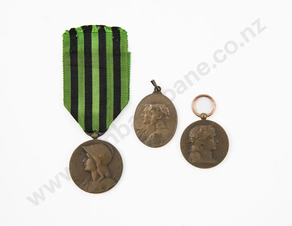 Two French and Belgium Commemorative Medals Image 1++