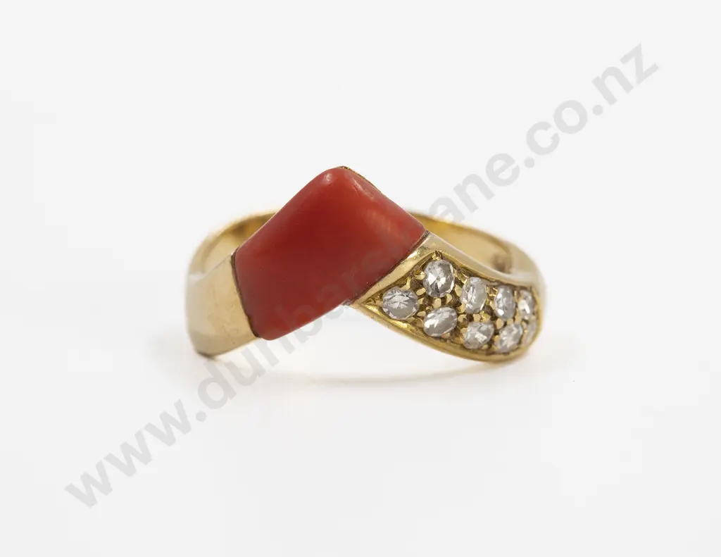 18ct Red Coral and Nine Stone Diamond Fancy Band Ring Image 1++