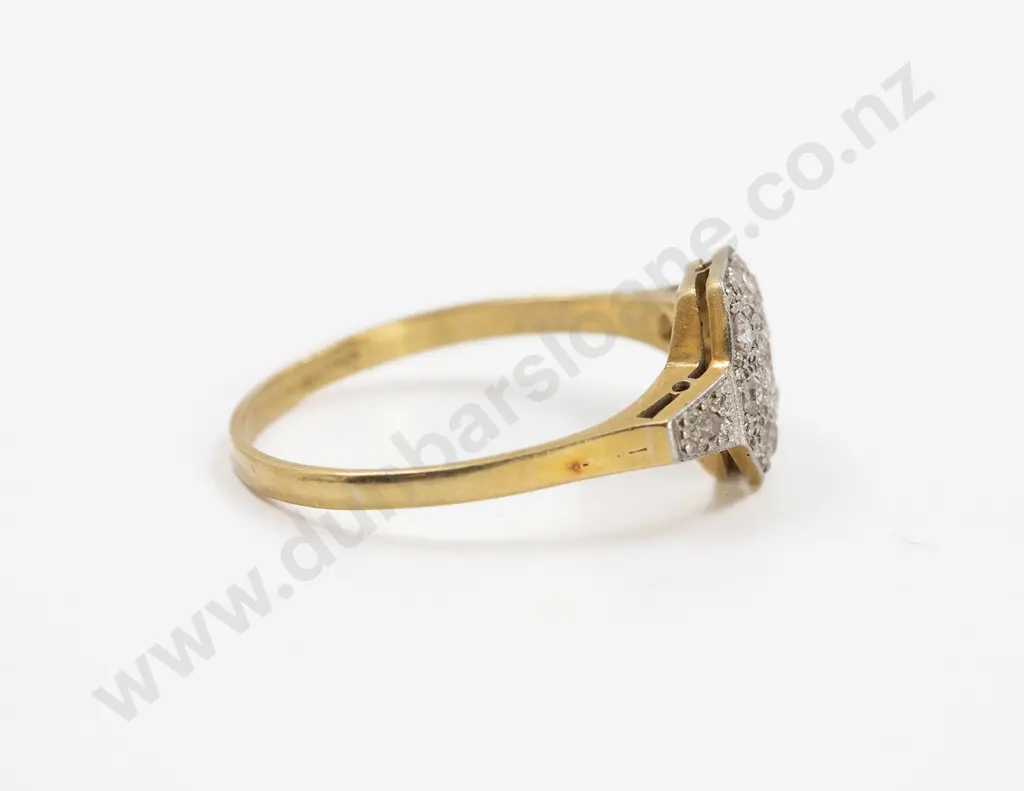 Early C20th 18ct Eleven Stone Diamond Cluster Ring Image 1++