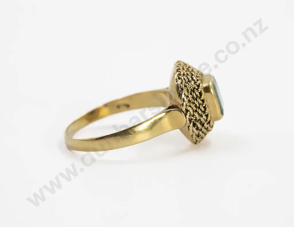 18ct Single Emerald Dress Ring Image 1++