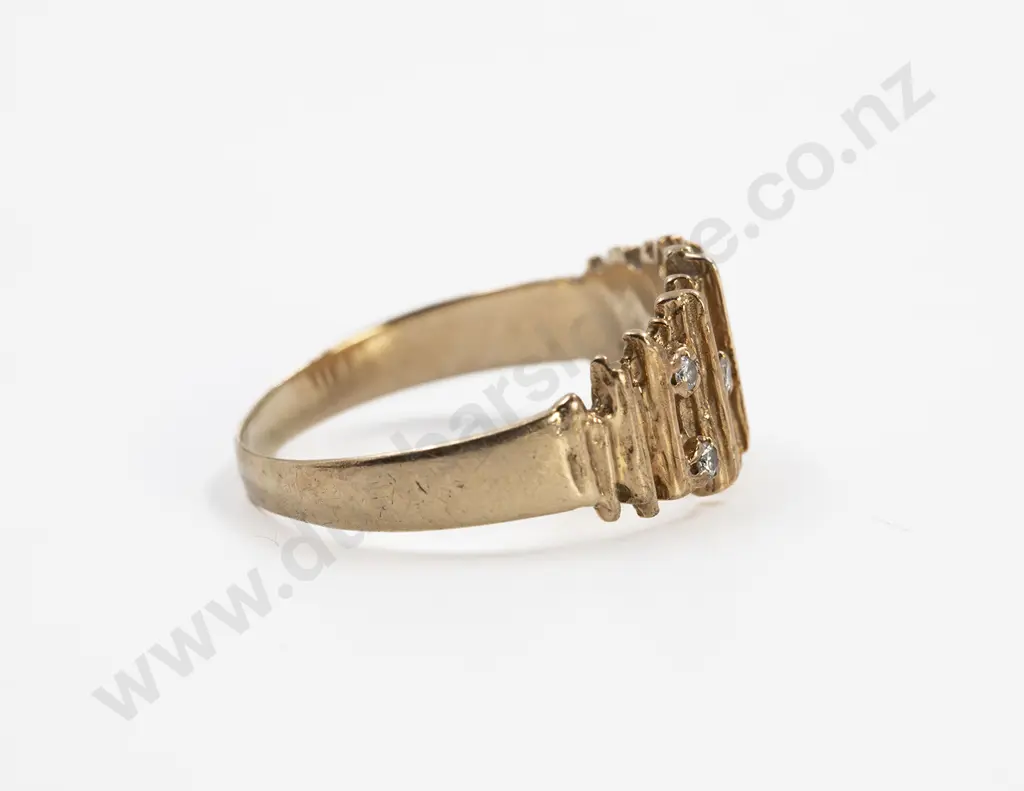 9ct Modern Design Six Diamond Band Ring Image 1++