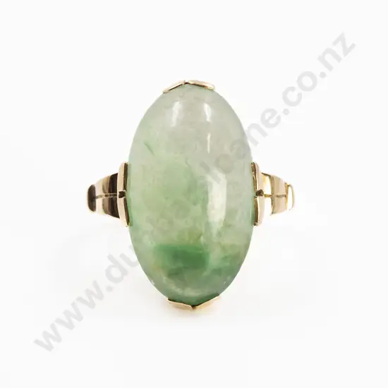 14ct Single Oval Moss Green Jade Ring