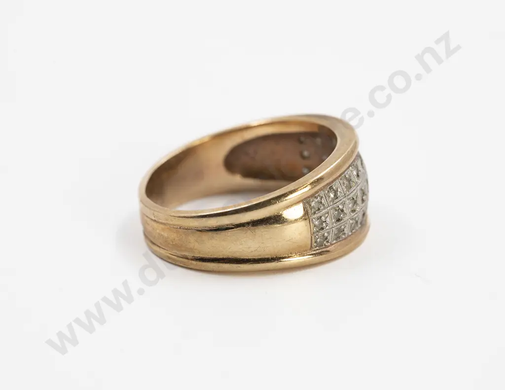 9ct 30stone Diamond Band Ring Image 1++