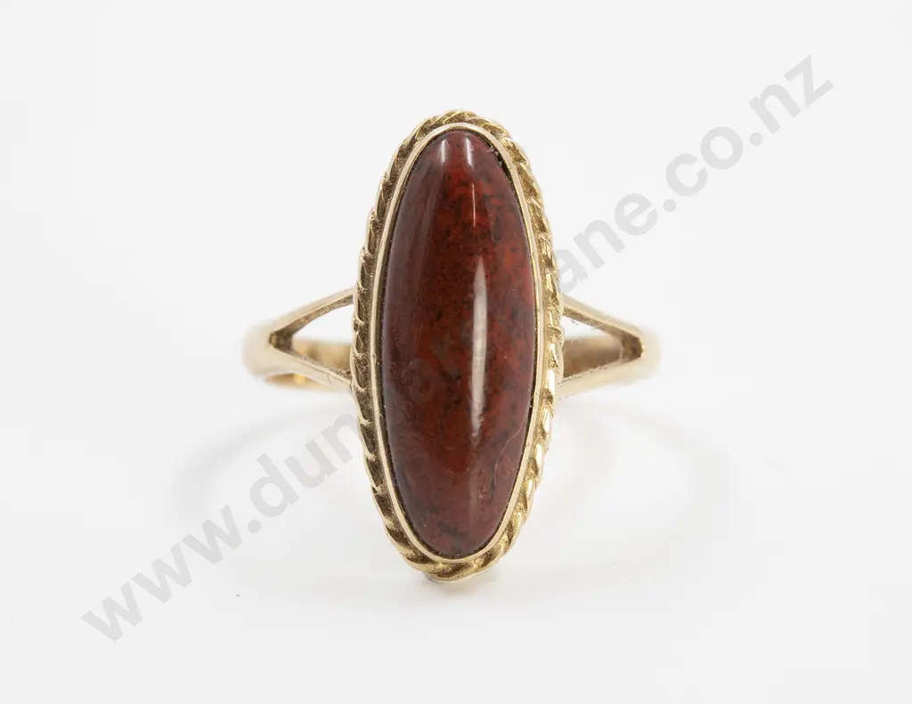 14ct Single Red Jasper Lozenge Dress Ring Image 1++