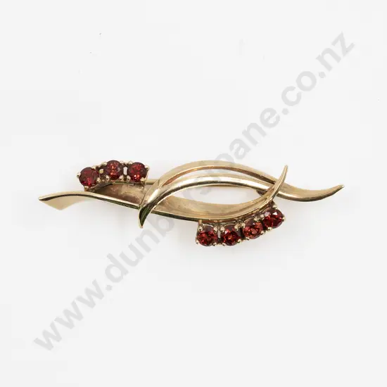 9ct Seven Stone Quartz Cross-Over Scroll Brooch