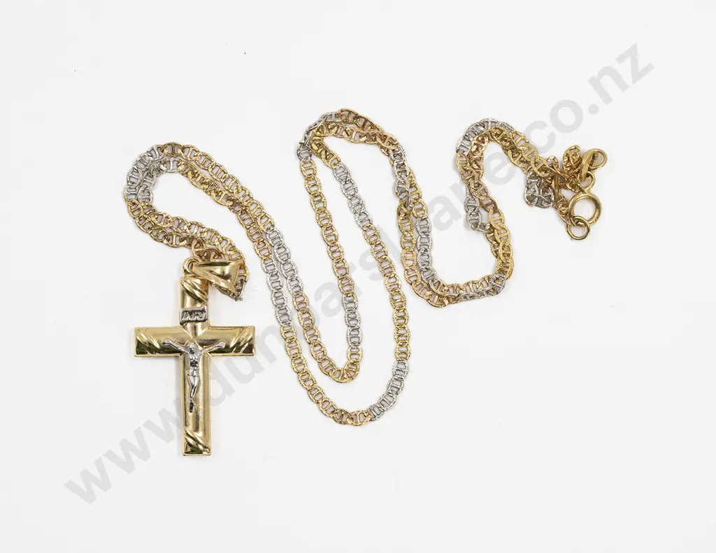 18ct Yellow & White Gold Cross Pendant Image 1++