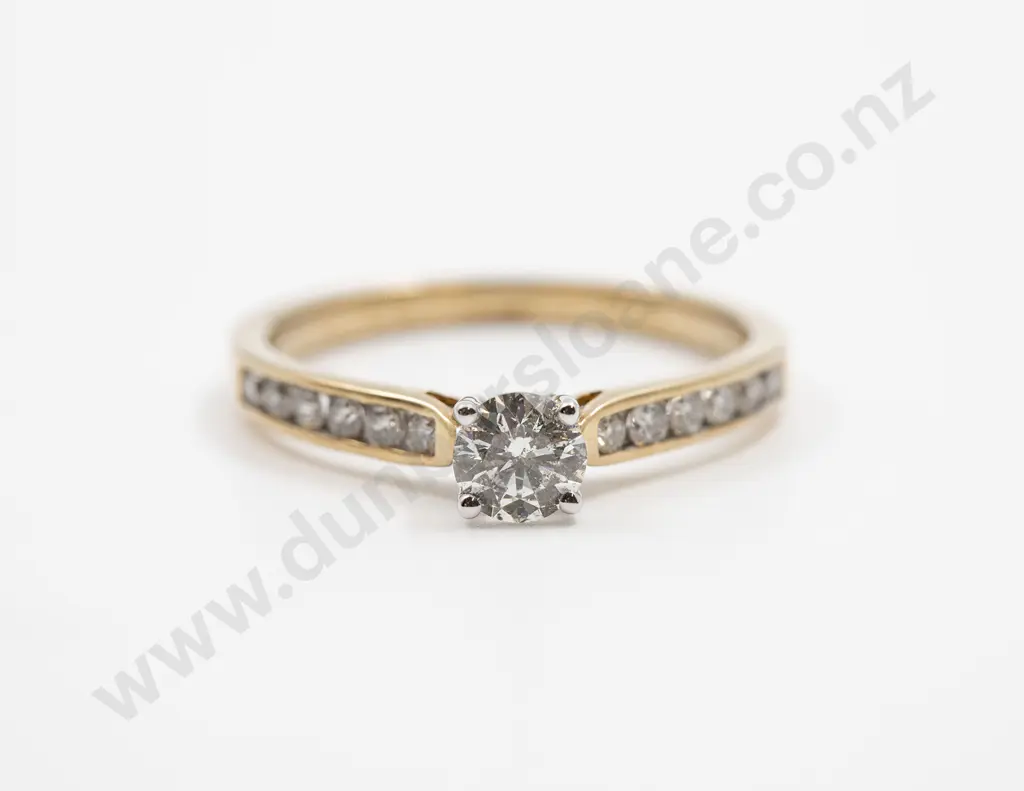 9ct Solitaire Diamond Ring Image 1++