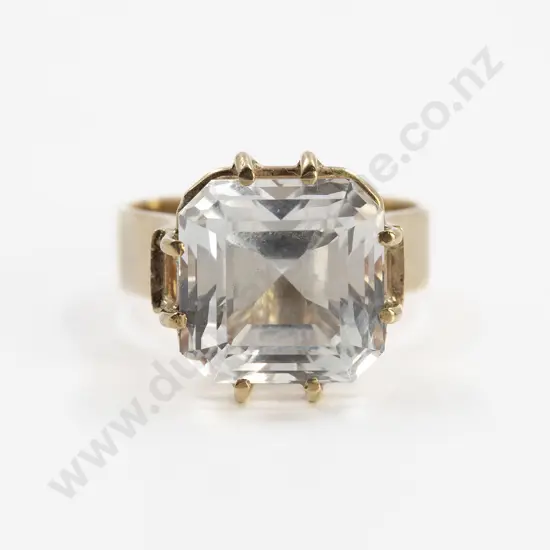 9ct Single Topaz Dress Ring