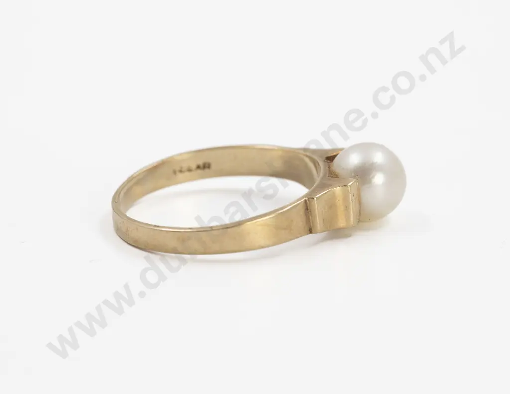9ct Single Cultured Pearl Ring Image 1++