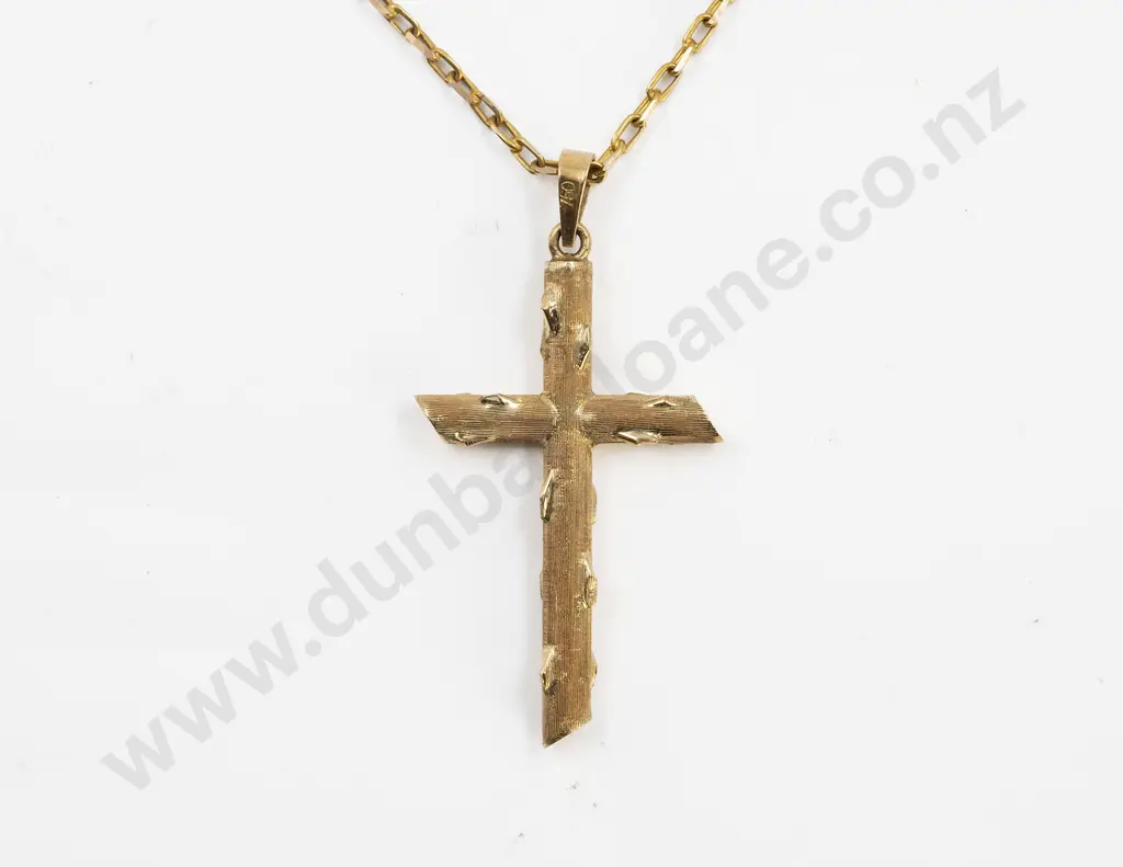 18ct Cross Pendant on 14ct Neck Chain Image 1++