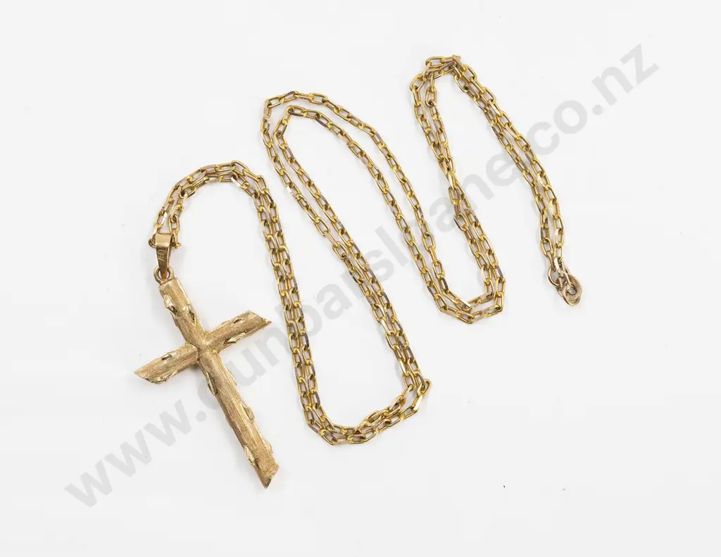 18ct Cross Pendant on 14ct Neck Chain Image 1++