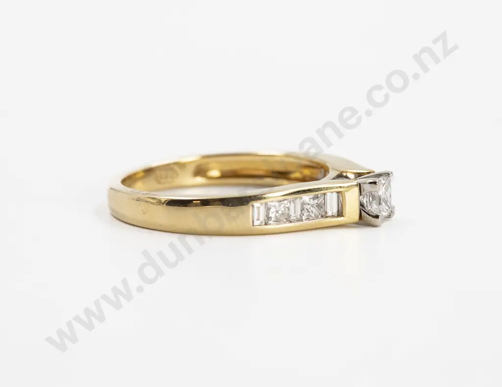 18ct Solitaire Diamond Ring Image 1++