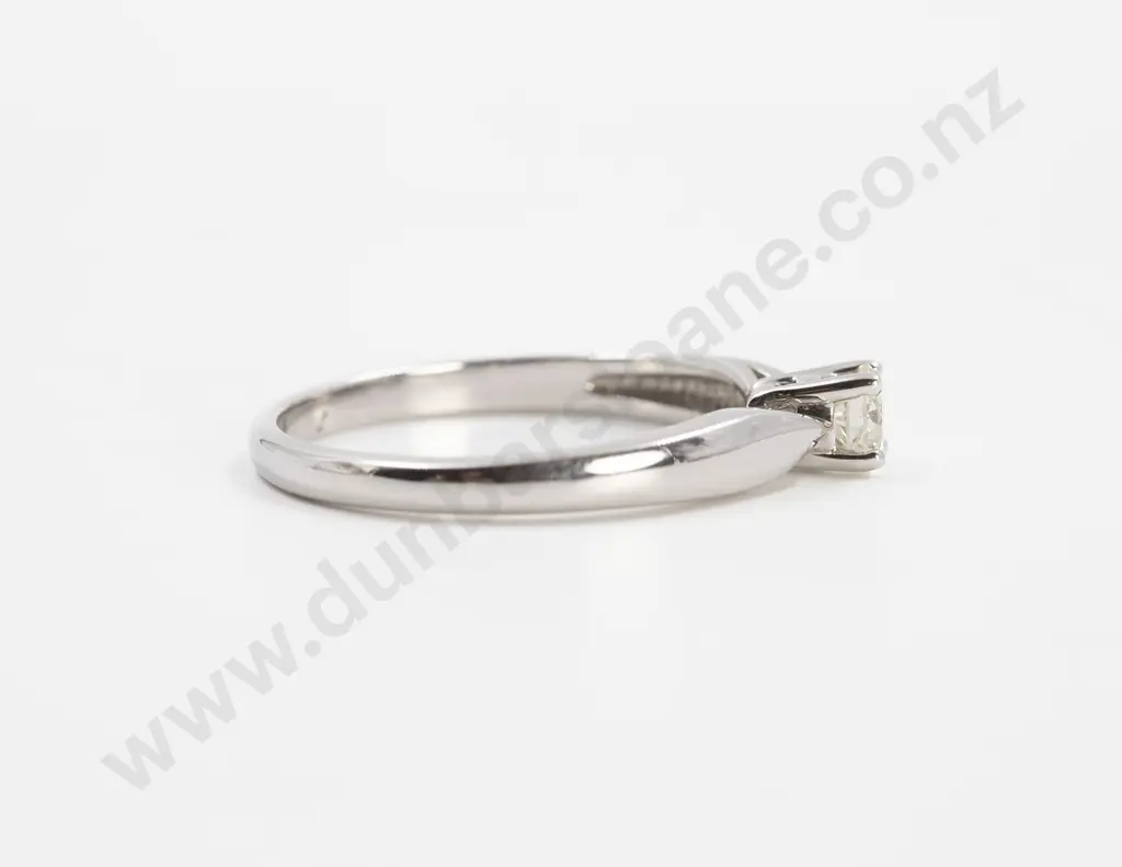 10ct Solitaire Diamond Ring Image 1++