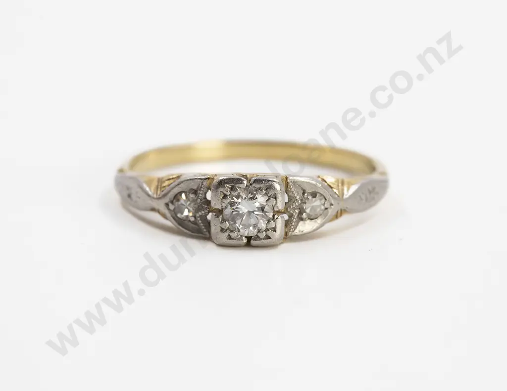 Vintage 18ct Solitaire Diamond Ring Image 1++