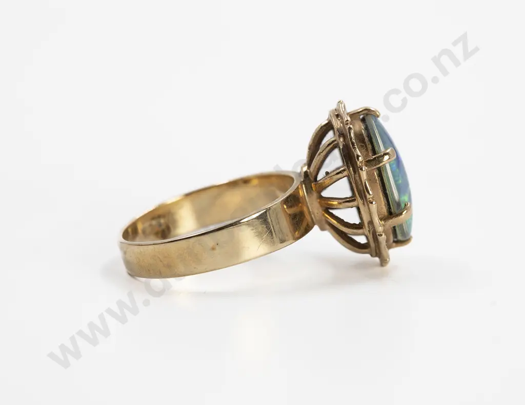 9ct Single Opal Triplex Dress Ring Image 1++