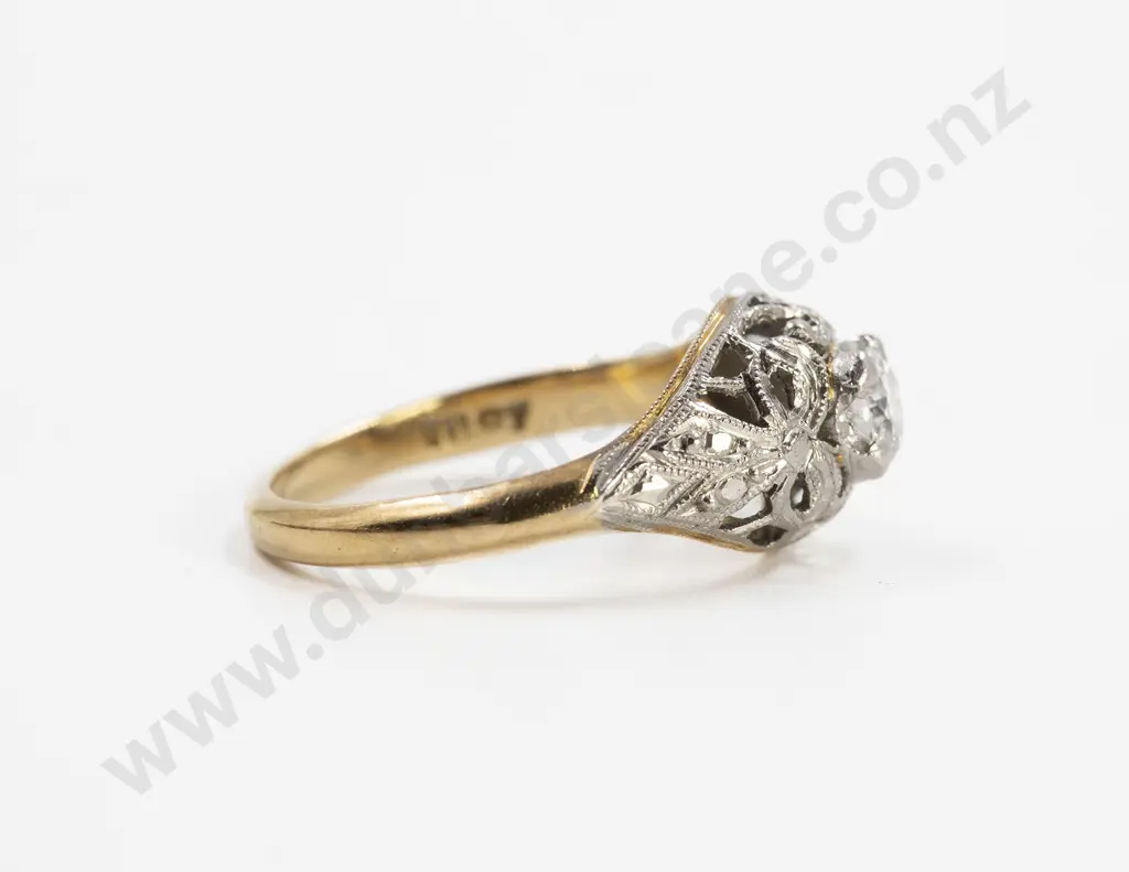 Vintage 18ct & Platinum Solitaire Diamond Ring Image 1++