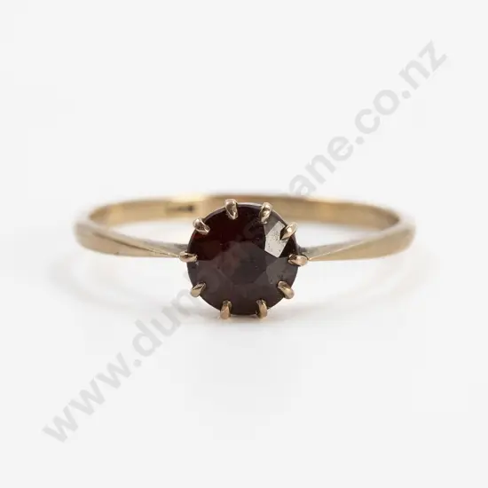 Victorian 9ct Single Garnet Ring