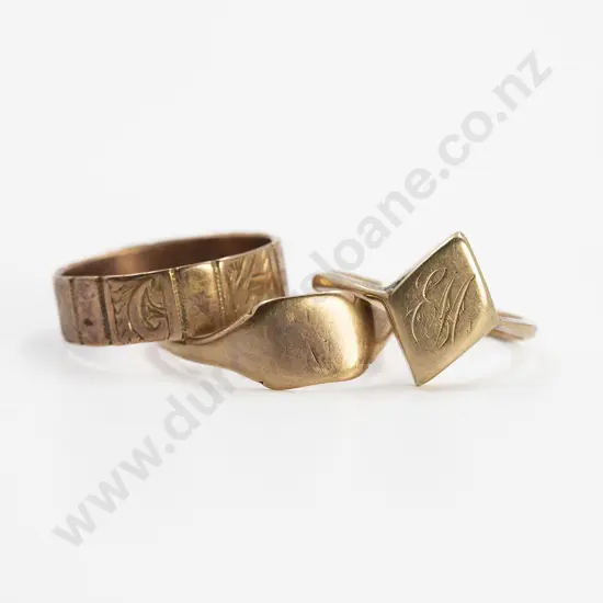 Two 9ct Signet Rings and Band Ring
