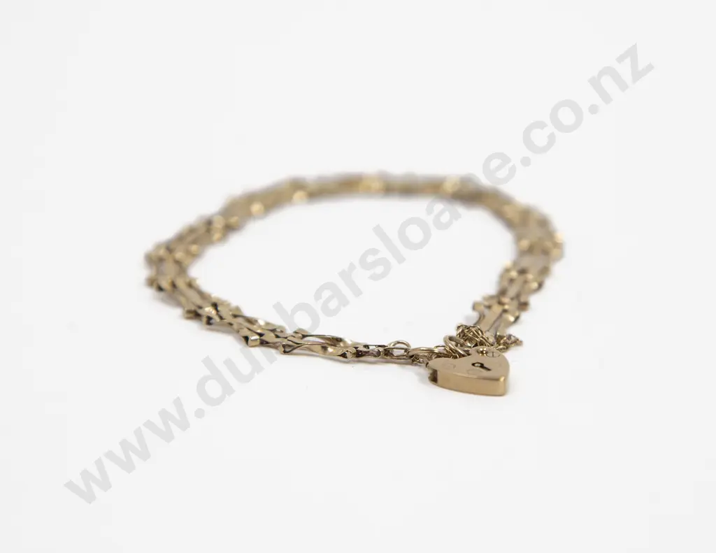 9ct Modern Triple Twist Bar Gate Link Bracelet Image 1++