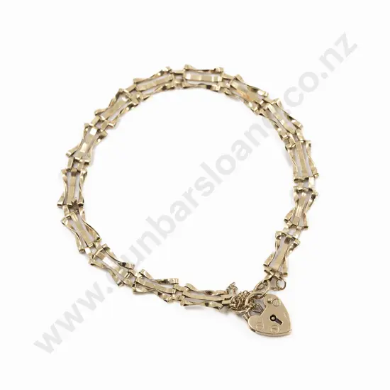 9ct Modern Triple Twist Bar Gate Link Bracelet