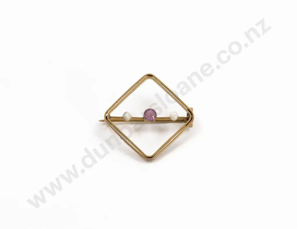 Edwardian 9ct Pink Peridot and Seed Pearl Brooch Image 1++