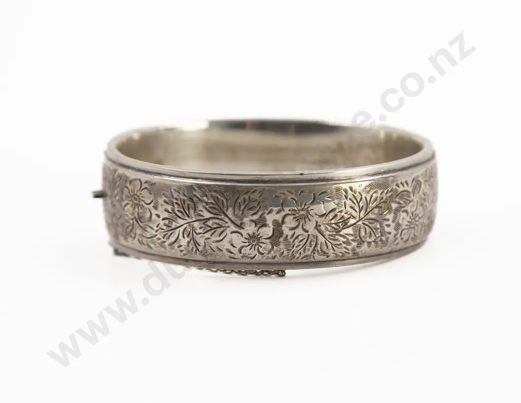 S/S Half Engraved Hinged Snap Bangle Image 1++