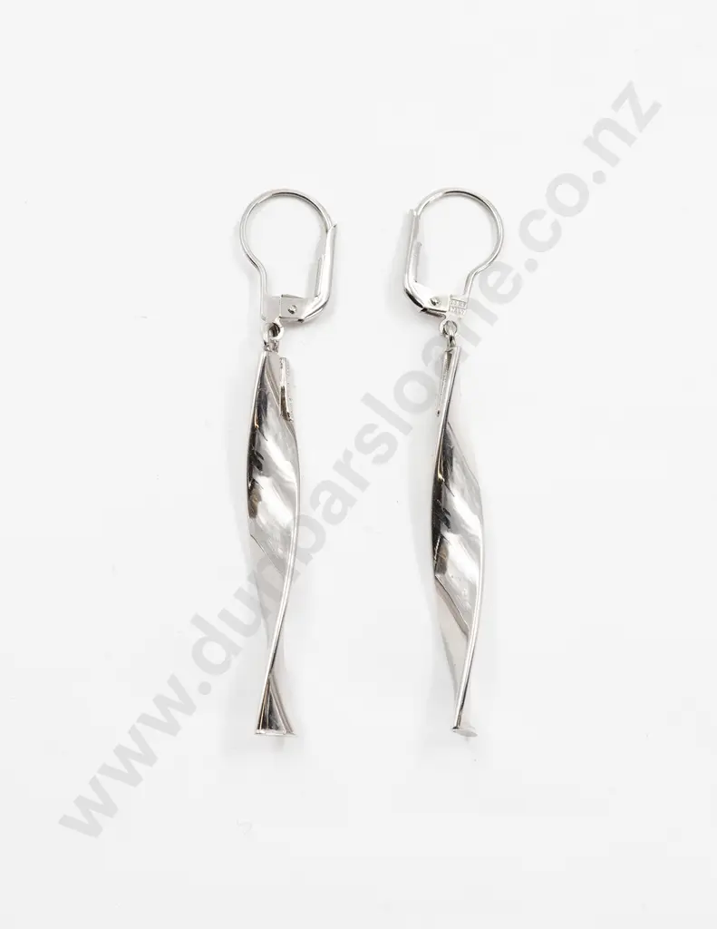 Pair Italian 14ct White Gold Twist Bar Pendant Drop Earrings Image 1++