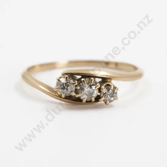 18ct Three Stone Diamond Ring