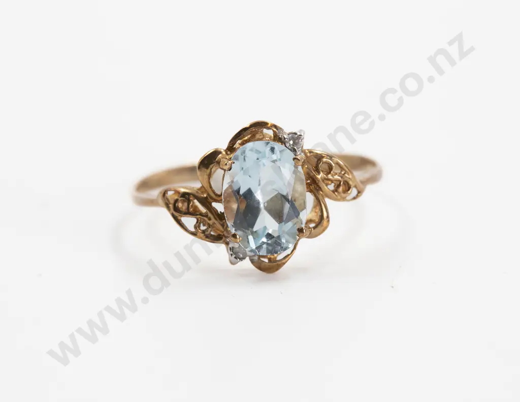 9ct Single Topaz Ring Image 1++