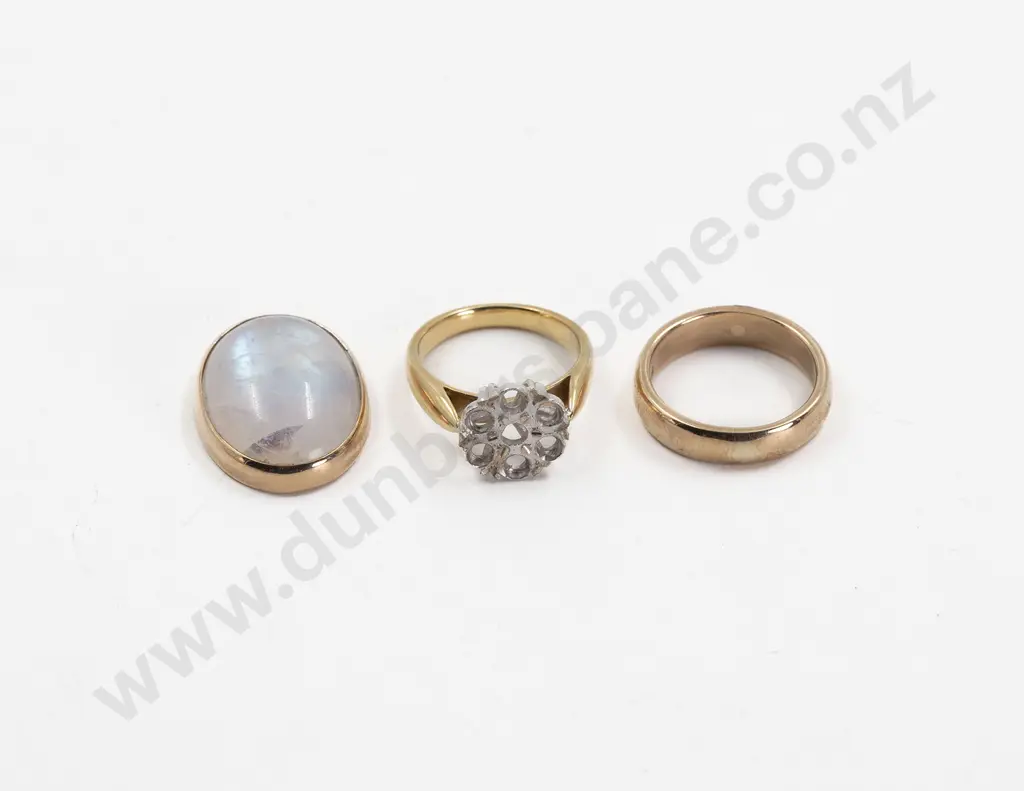 18ct Cluster Ring Mount and 9ct Crystal Ring Image 1++