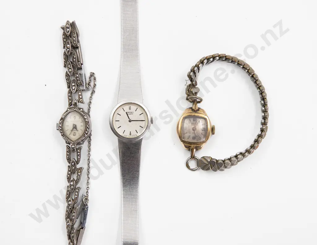 Vintage .925 Silver and Marcasite Ladies Wrist Watch Image 1++