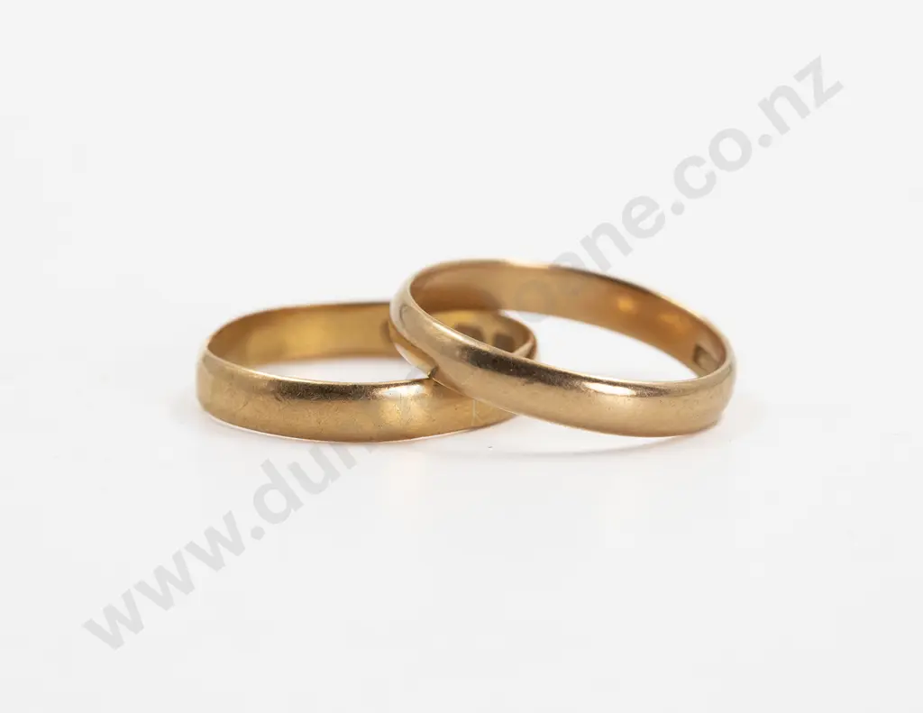 Two Wedding Bands in 18ct and 22ct Image 1++