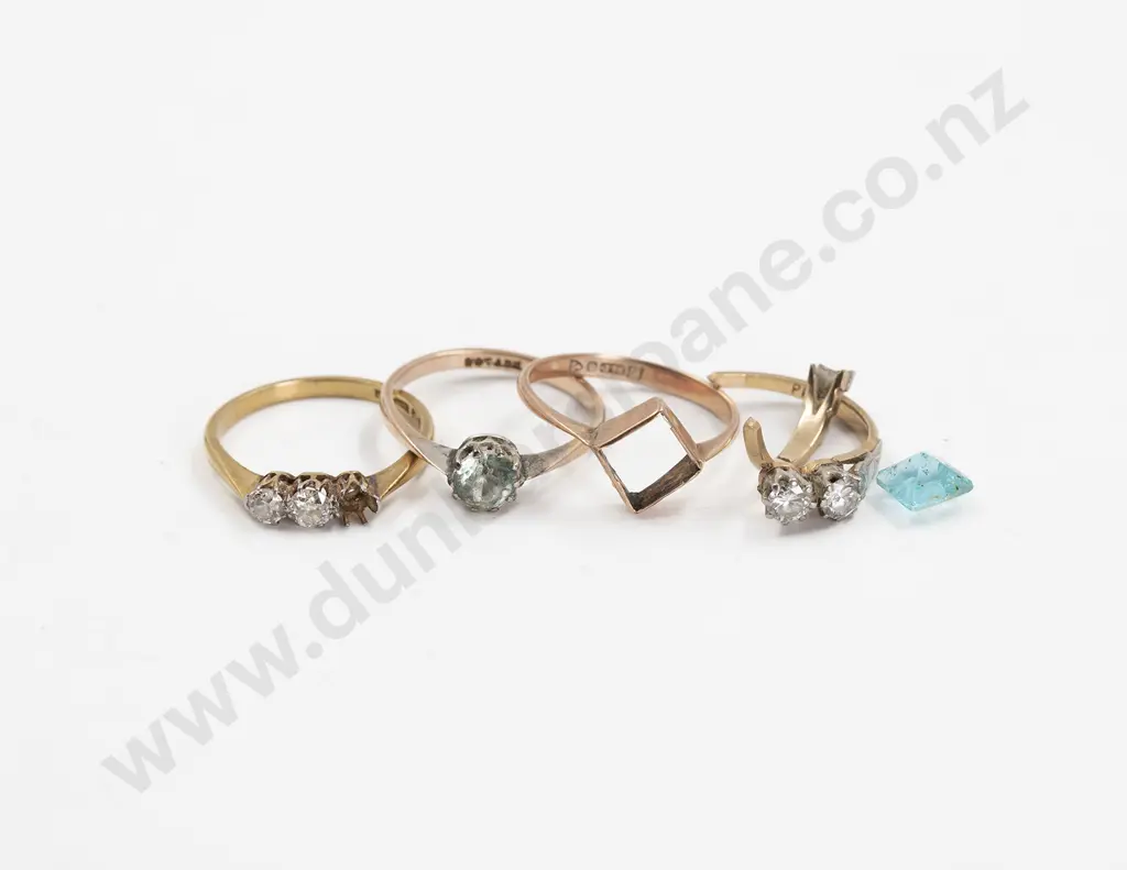 Two 18ct & Platinum Diamond Rings Image 1++