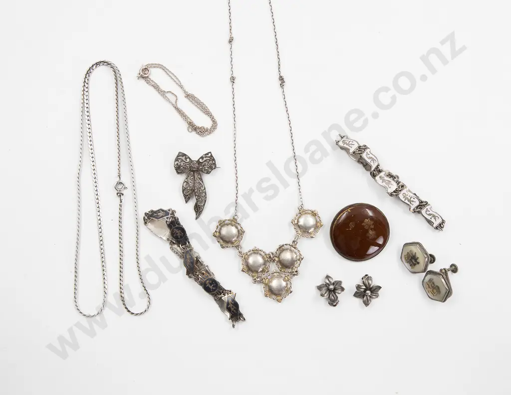 Collection Assorted Vintage Silver Jewellery Image 1++