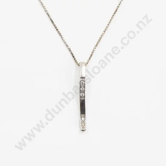 Italian 9ct White Gold Five Stone Diamond Curved Pendant Rail