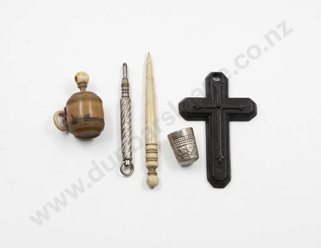 Victorian Moulded Bakelite Cross Image 1++