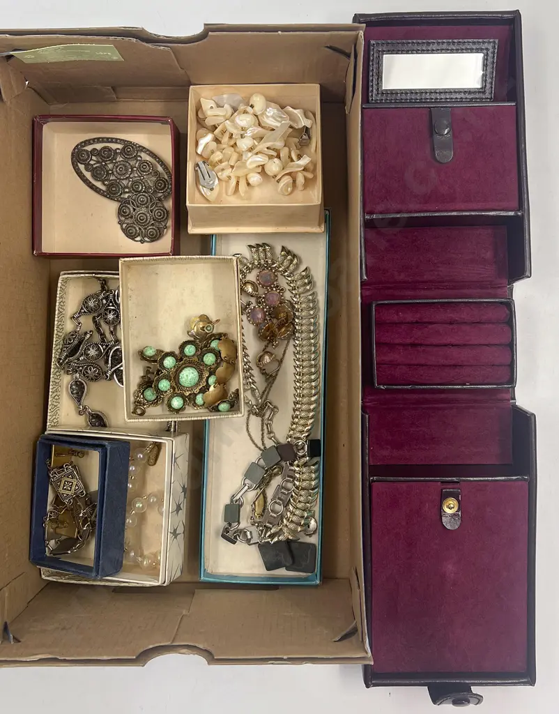 Small Collection Costume Jewellery Image 1++