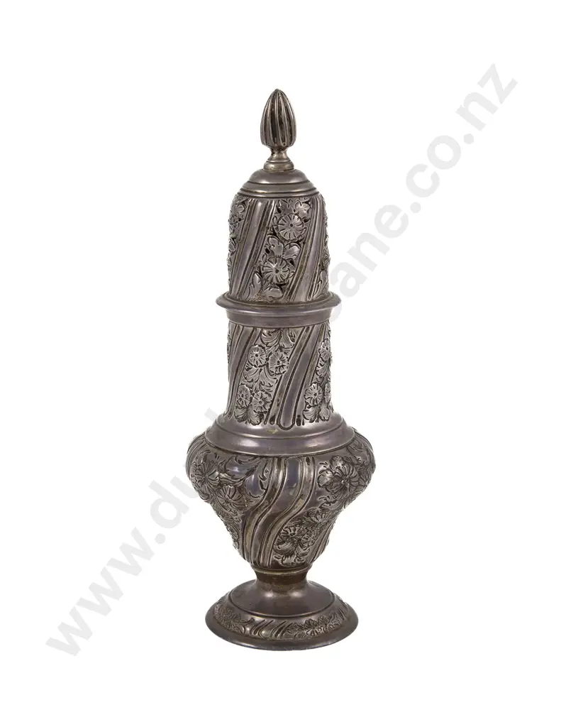 Large Vict S/S Sugar Caster Image 1++
