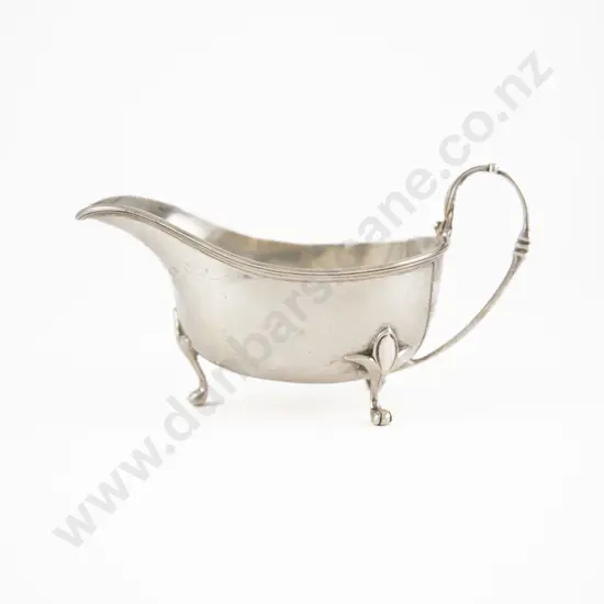 Geo V S/S Gravy Boat By Walker & Hall