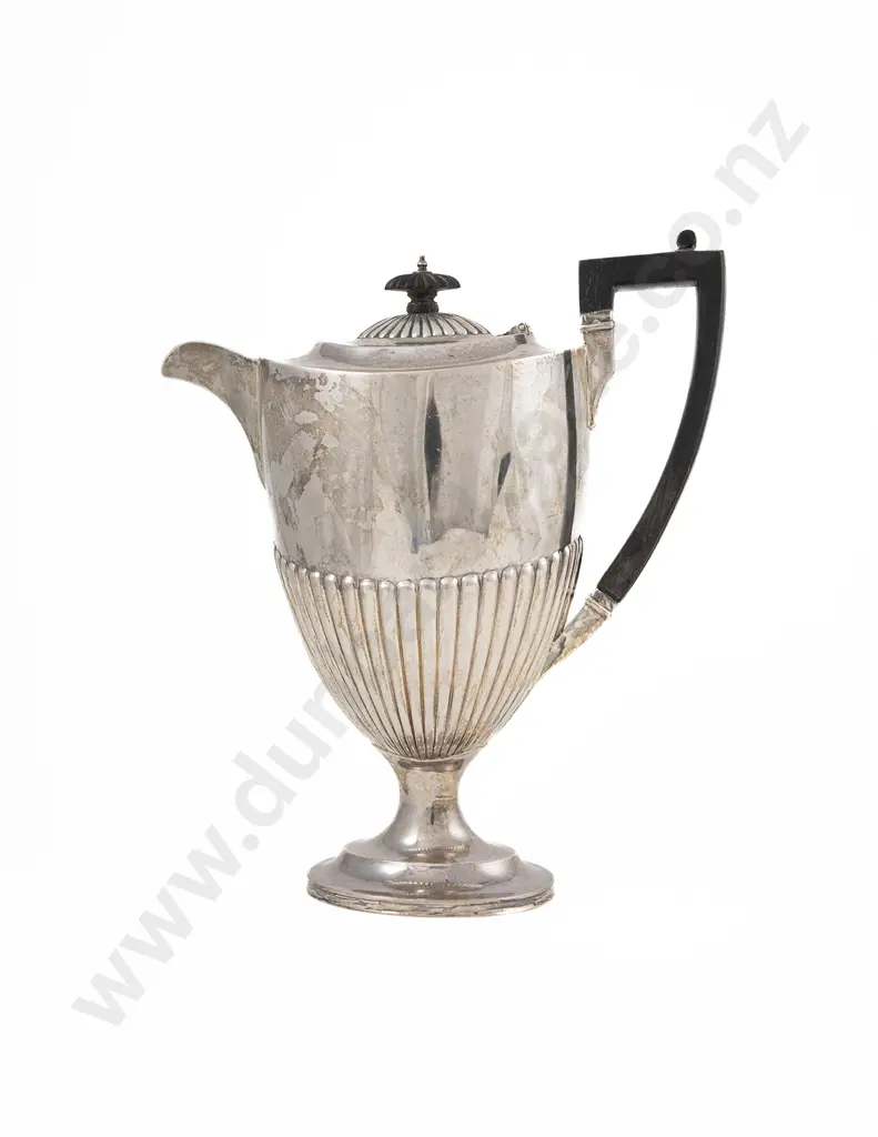Vict S/S Hot Water Jug Image 1++