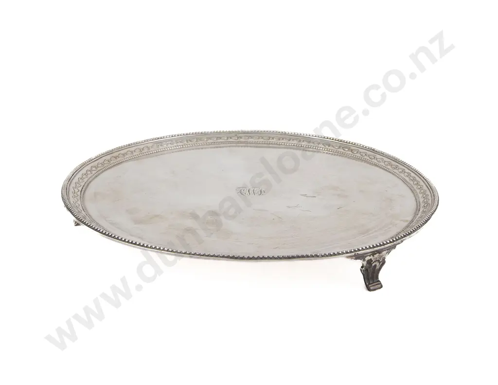 Attractive Geo III S/S Circular Salver Image 1++