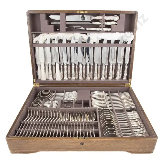 Good Quality Mappin & Webb S/P Oak Cased Canteen Of Cutlery