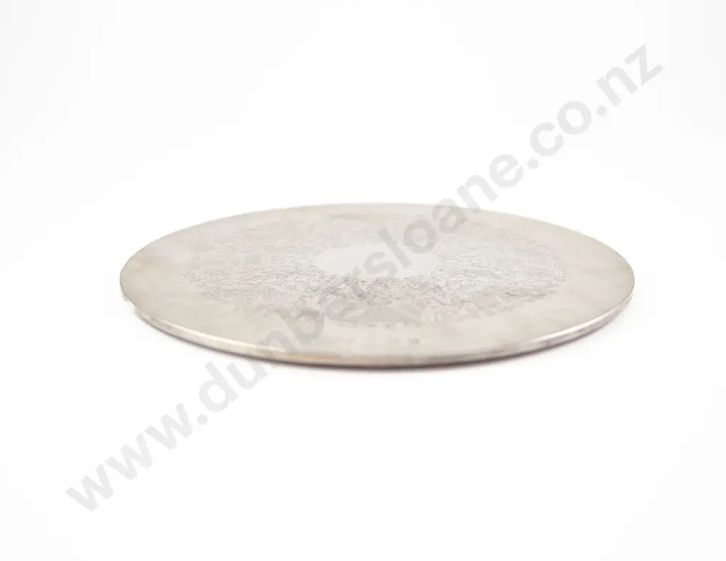 QEII S/S Circular Cake Stand Image 1++